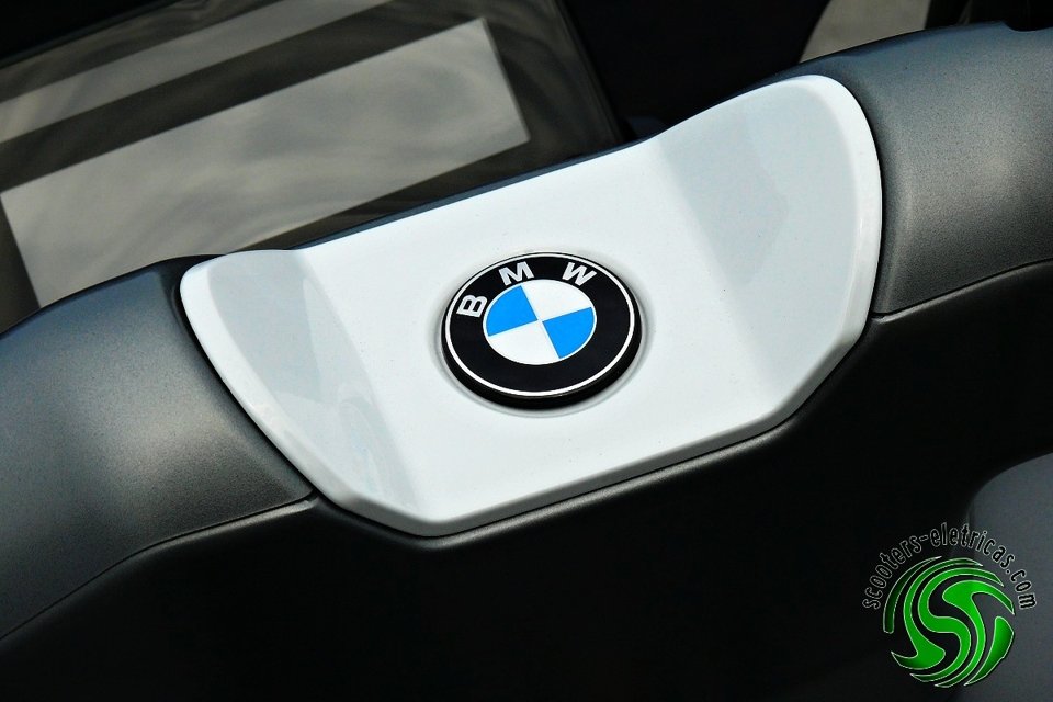 BMW C evolution no Scooter Parade 2014